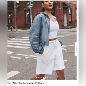 Heavyweight terry Bermuda short